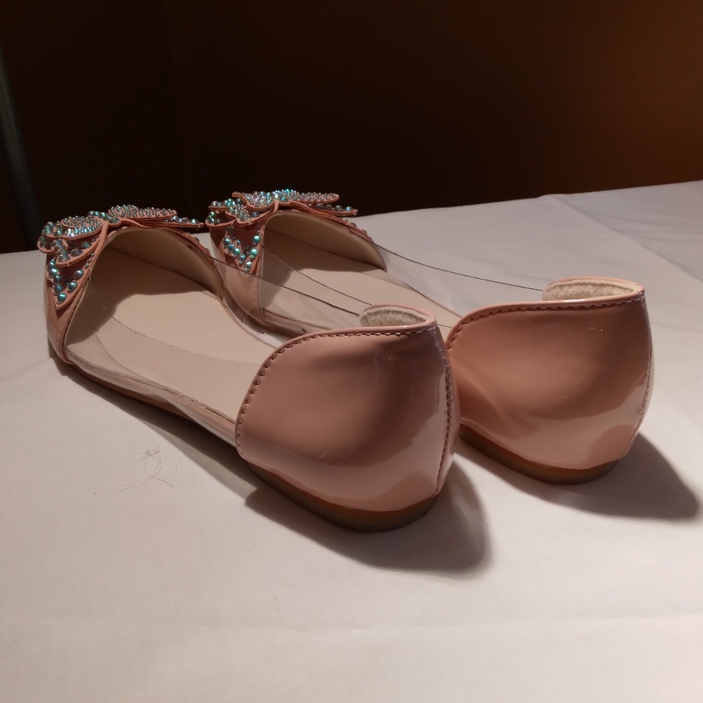 Shoes - Picture 2 of 4